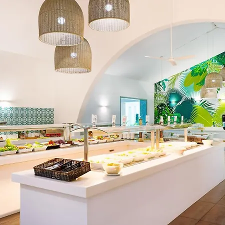 Resort Canary Garden Club 3*