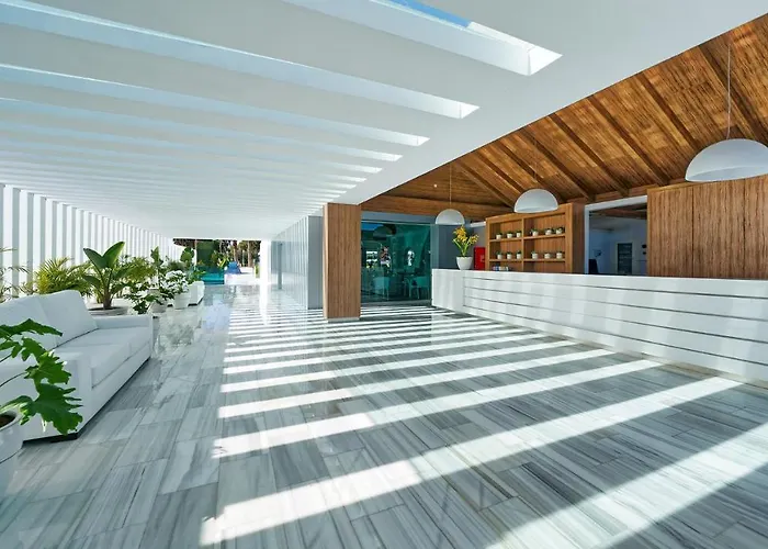 Курортный комплекс Canary Garden Club 3*